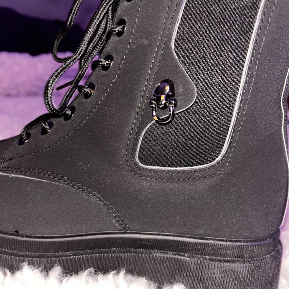 BLACK BOOTS SIZE 8 UNISEX - Picture 9 of 11